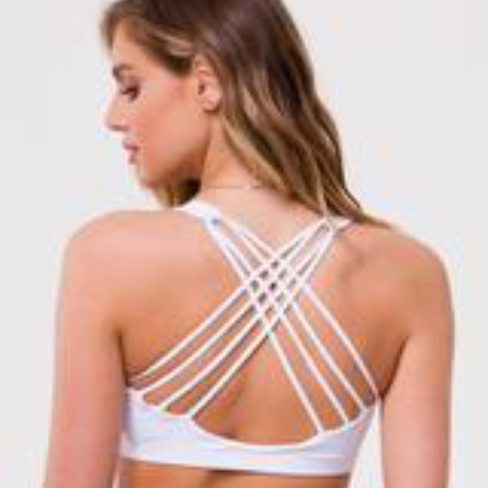 **SOLD** NWT Onzie Chic Bra (Small, White)